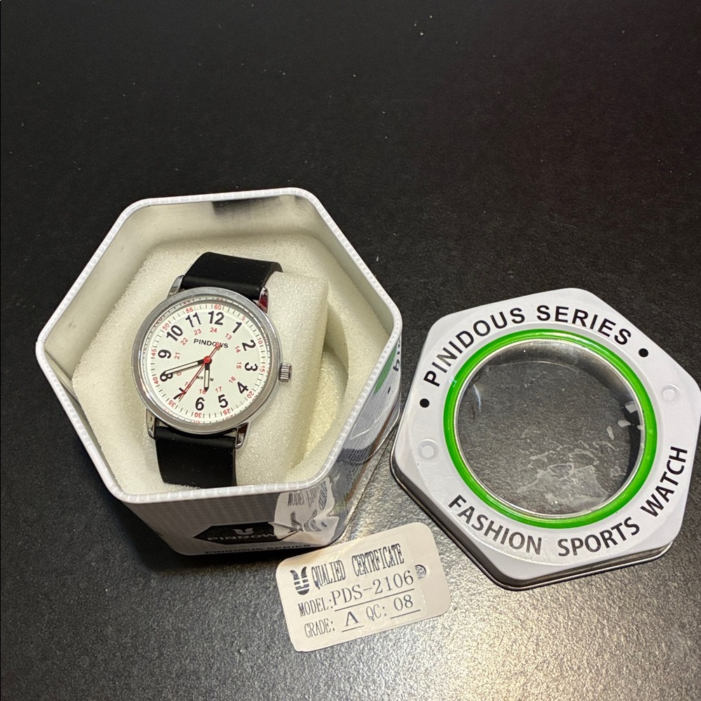 Pindows Women Nurse Watch - Picture 6 of 6